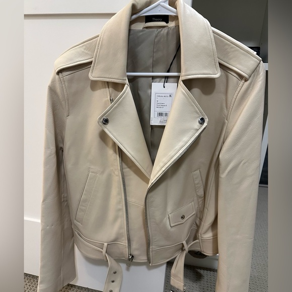 Theory Casual Moto Jacket in Leather NWT - Picture 5 of 6